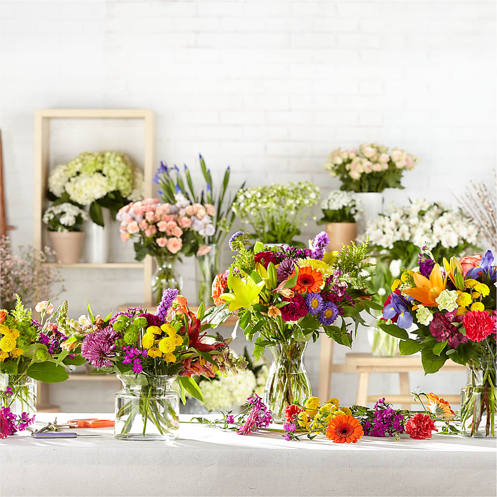 Bold & Bright – A Florist Original –  Royal Flowers 4u, Tucson AZ