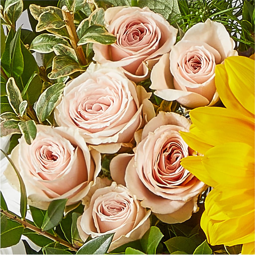 The Good Life Bouquet –  Royal Flowers 4u, Tucson AZ