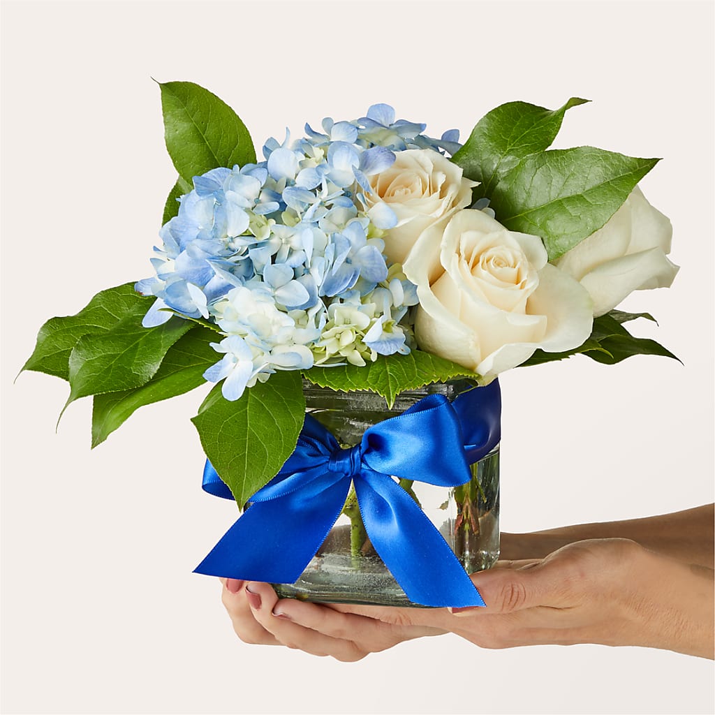 Sky Blue Delight Bouquet –  Royal Flowers 4u, Tucson AZ